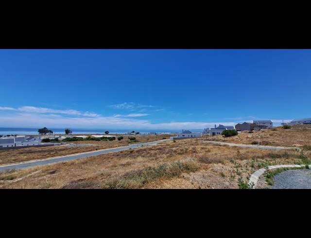 433M² VACANT LAND FOR SALE IN DA GAMA BAY